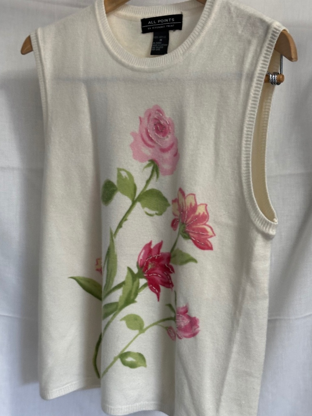 All Points by Reference Point Floral Sleeveless Sweater Vest Size M